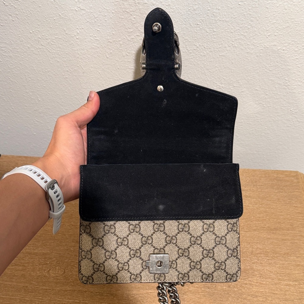 Gucci Dionysus Chain Crossbody with Black Trim - Picture 6 of 9